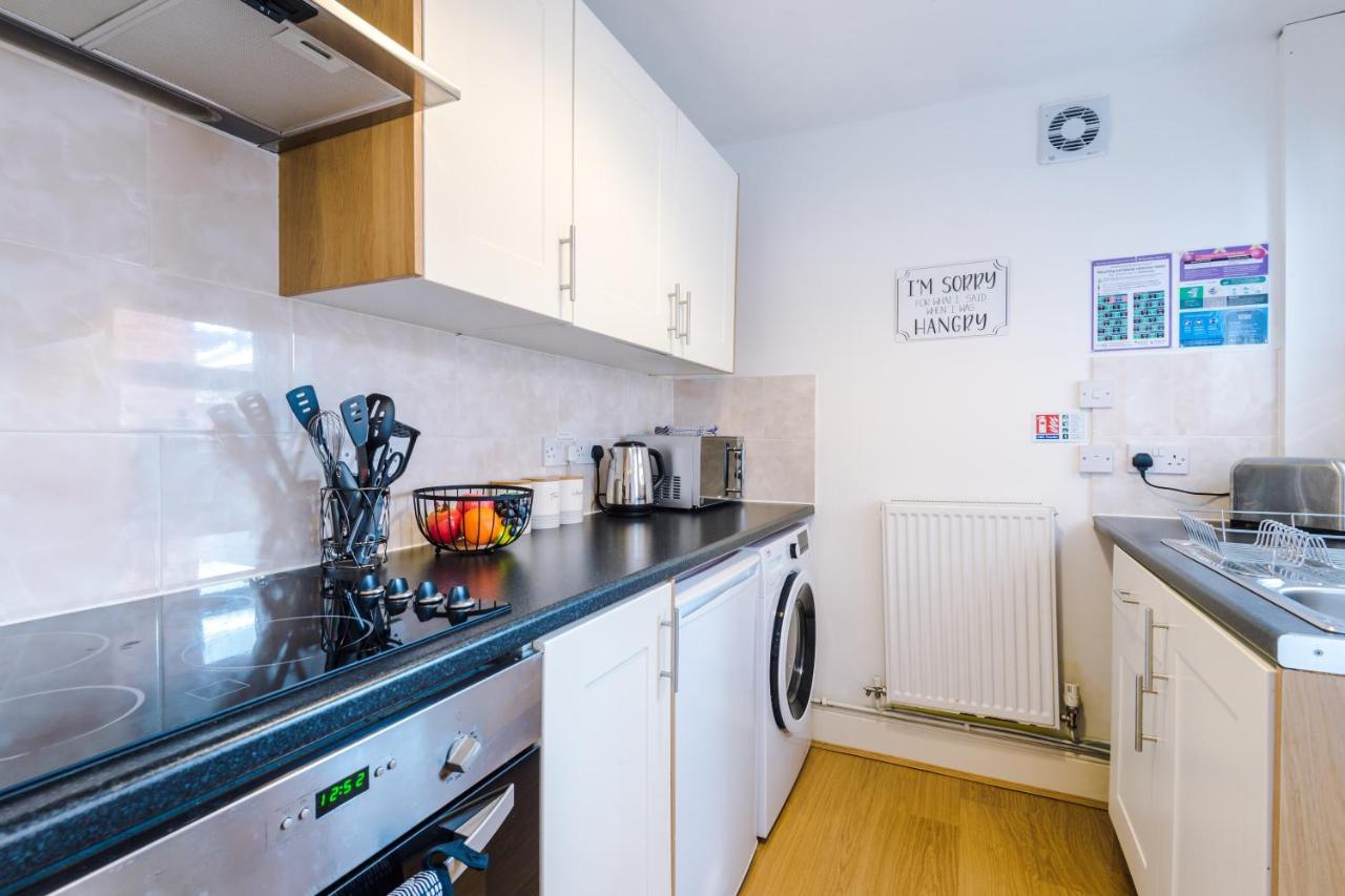Spacious 2-Bed City-Centre Cottage In Chester By 53 Degrees Property - Ideal For Groups & Couples - Sleeps 6 Exteriör bild