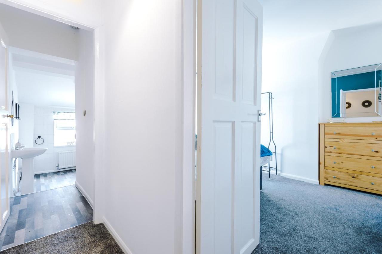 Spacious 2-Bed City-Centre Cottage In Chester By 53 Degrees Property - Ideal For Groups & Couples - Sleeps 6 Exteriör bild